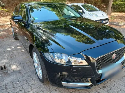 Gebraucht Jaguar XF Prestige 180 PS (132 kW) 2016 Schwarz Limousine