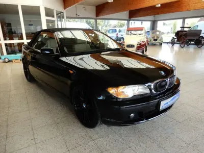 Gebraucht BMW 330 Cabriolet Performance 231 PS (169 kW) 2003 Schwarz Cabrio