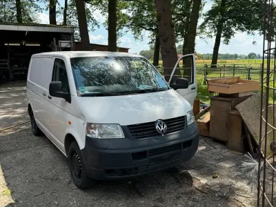 Gebraucht VW Multivan 105 PS (77 kW) 2006 Weiß Van / Kleinbus