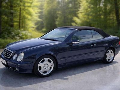 Usata Mercedes CLK200 Elegance 163 CV (119 kW) 2002 Blu Cabrio