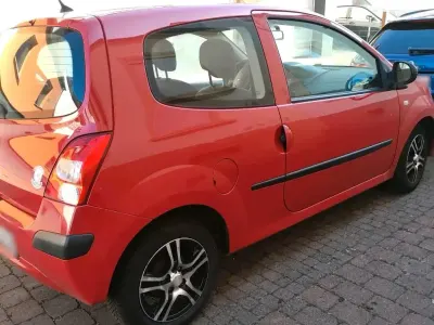 Gebraucht Renault Twingo 36 kW (50 PS) 2026 Rot Kleinwagen