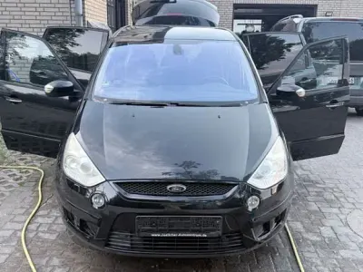 Gebraucht Ford S-MAX Trend 145 PS (106 kW) 2009 Schwarz Van / Kleinbus