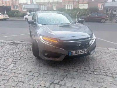 Gebraucht Honda Civic Executive 120 PS (88 kW) 2019 Grau Limousine