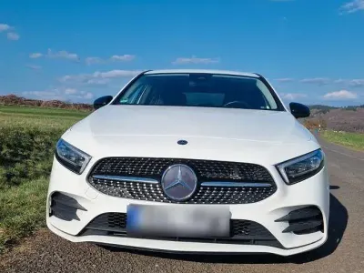 Gebraucht Mercedes A200 AMG 163 PS (119 kW) 2018 Weiß Kleinwagen