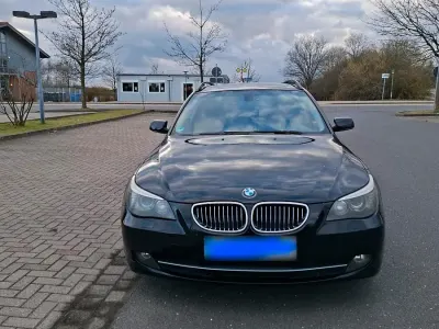 Gebraucht BMW 525 197 PS (144 kW) 2008 Schwarz Kombi