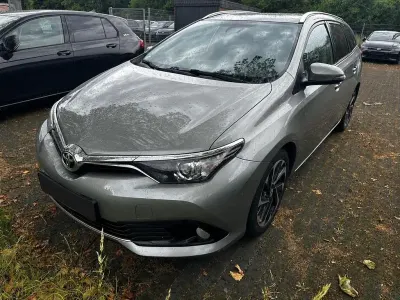 Gebraucht Toyota Auris Touring Sports 111 PS (81 kW) 2016 Grau Kombi