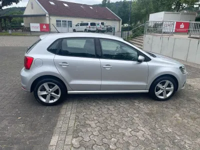 Gebraucht VW Polo Comfortline 90 PS (66 kW) 2014 Silber Kleinwagen