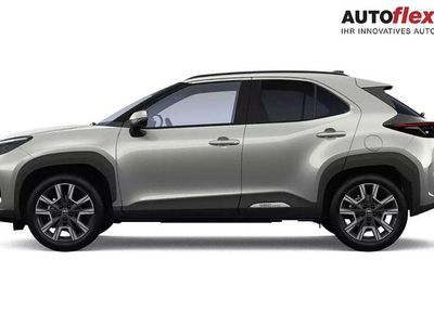 Neu Toyota Yaris Cross Style 131 PS (96 kW) 2025 Shimmering silber meta... SUV