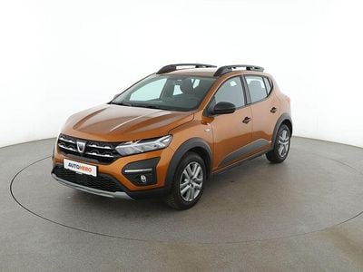 Second-hand Dacia Sandero Essentiel 91 CP (66 kW) 2021 Portocaliu Berlinǎ