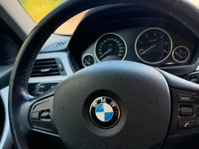 Gebraucht BMW 320 190 PS (139 kW) 2017 Schwarz Kombi