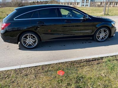 gebraucht Mercedes CLA220 AMG Line Shooting Braked DCT Shooting