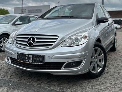 Używany Mercedes B150 95 KM (69 kW) 2007 Srebrny Minivan