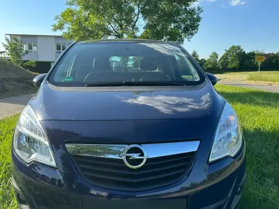 Gebraucht Opel Meriva 120 PS (88 kW) 2012 Blau Van / Kleinbus