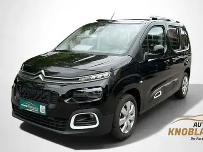 Gebraucht Citroën Berlingo Shine 131 PS (96 kW) 2023 Schwarz (noir perla nera) Van / Kleinbus
