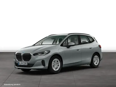 Gebraucht BMW 225 Active Tourer Luxury Line 245 PS (180 kW) 2024 Van / Kleinbus