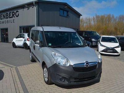 Gebraucht Opel Combo 90 PS (66 kW) 2013 Silber Van / Kleinbus