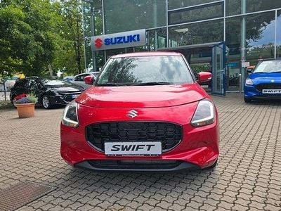 Neu Suzuki Swift Comfort+ 83 PS (61 kW) 2026 Gelb Kleinwagen