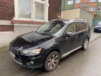Second-hand Mitsubishi Outlander 177 CP (130 kW) 2010 Negru SUV