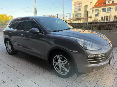 Gebraucht Porsche Cayenne Diesel 245 PS (180 kW) 2013 Grau SUV