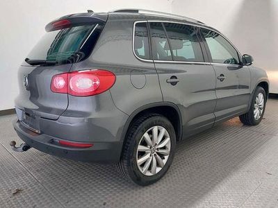 Gebraucht VW Tiguan Team 140 PS (102 kW) 2010 Grau SUV