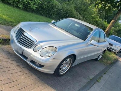 Mercedes E220