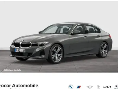 Usata BMW 330 Sport Line 245 CV (180 kW) 2023 Grigio Berlina