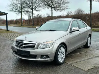 Second-hand Mercedes C180 156 CP (114 kW) 2008 Argintiu Berlinǎ