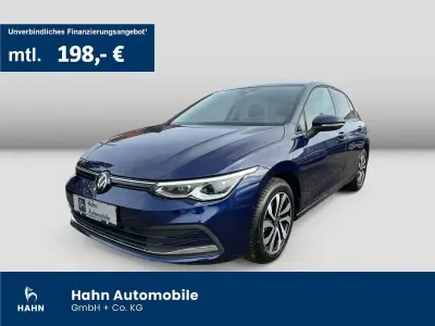 Usata VW Golf VIII Active 150 CV (110 kW) 2023 Blu Berlina