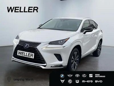 Gebraucht Lexus NX300h 197 PS (144 kW) 2021 Titaniumweiß SUV