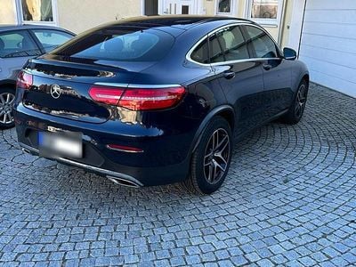 Second-hand Mercedes GLC350 AMG line 258 CP (189 kW) 2018 Albastru Coupe