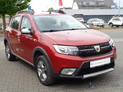 Gebraucht Dacia Sandero Prestige 90 PS (66 kW) 2019 Rot Limousine