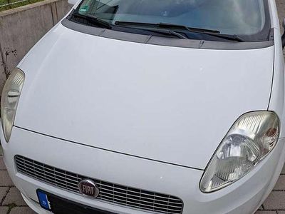 Gebraucht Fiat Grande Punto Active 65 PS (47 kW) 2009 Weiß Kleinwagen