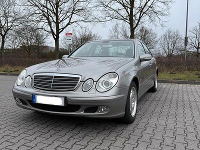 Gebraucht Mercedes E200 163 PS (119 kW) 2004 Limousine