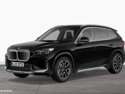 Gebraucht BMW iX1 xLine 225 kW (306 PS) 2024 Schwarz SUV