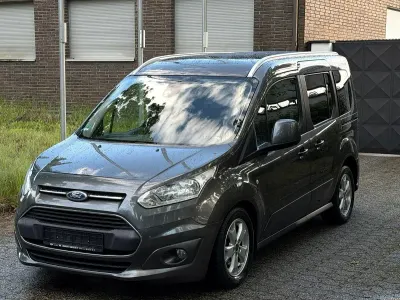 Gebraucht Ford Tourneo Connect Titanium 120 PS (88 kW) 2015 Grau Van / Kleinbus