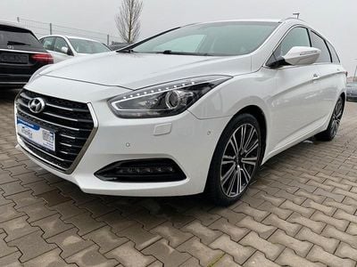 Gebraucht Hyundai i40 Premium 165 PS (121 kW) 2018 Weiß Kombi