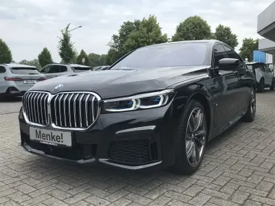 Gebraucht BMW 745e M Sport 286 PS (210 kW) 2020 Saphirschwarz Limousine