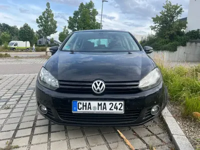 Gebraucht VW Golf VII Match 105 PS (77 kW) 2012 Schwarz Limousine
