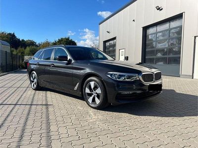 Gebraucht BMW 520 Sport Line 190 PS (139 kW) 2020 Grau Kombi