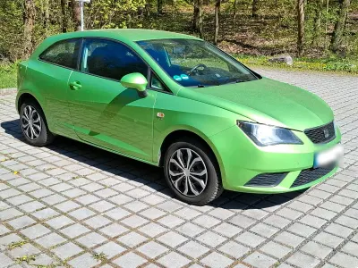 Gebraucht Seat Ibiza 105 PS (77 kW) 2012 Grün Kleinwagen
