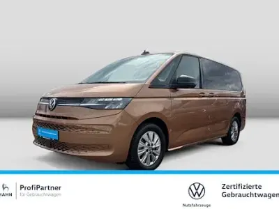 Begagnad VW Multivan Life 150 HK (110 kW) 2024 Orange Minibuss