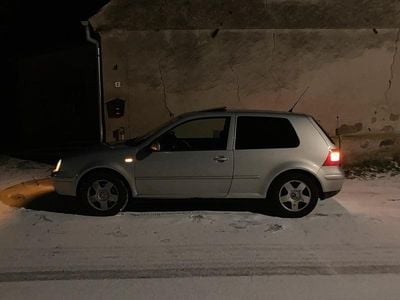 Gebraucht VW Golf IV 125 PS (91 kW) 1998 Silber Kleinwagen