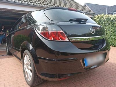 gebraucht Opel Astra GTC Astra Hin einem Top Zustand