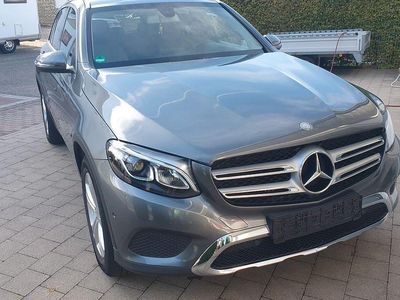 Mercedes GLC220