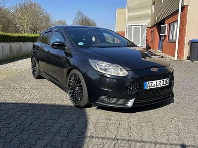 Usata Ford Focus ST 250 CV (183 kW) 2012 Nero Berlina
