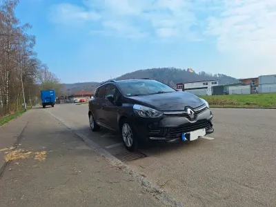 Gebraucht Renault Clio Intens 90 PS (66 kW) 2018 Schwarz Limousine
