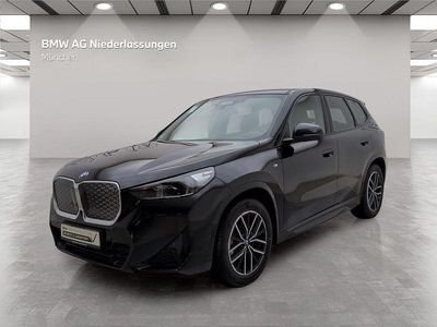Schwarz Gebraucht 2025 BMW iX1 M Sport SUV | 52.901 € (Fairer Preis)