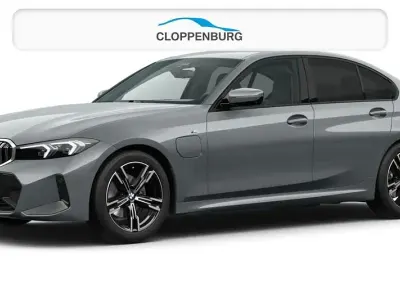 Neu BMW 330e M Sport 292 PS (214 kW) 2026 Silber Limousine