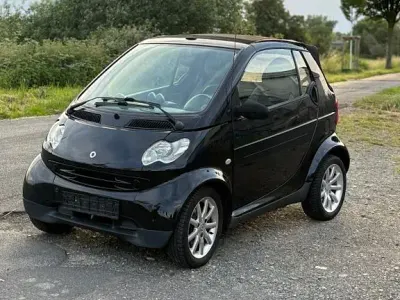 Gebraucht Smart ForTwo Cabrio 54 PS (39 kW) 2001 Schwarz Cabrio