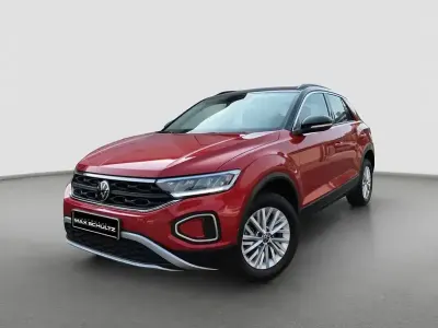 Gebraucht VW T-Roc Life 150 PS (110 kW) 2023 Rot SUV